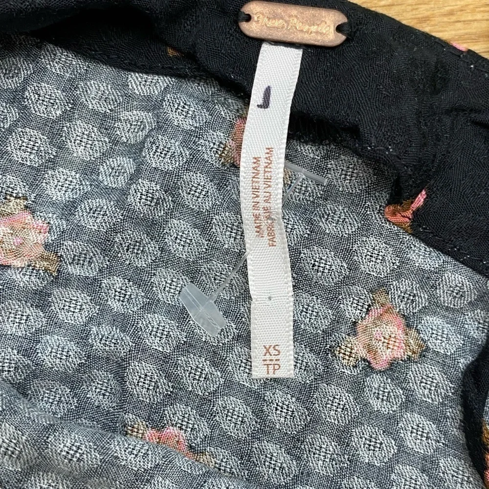 NWOT FREE PEOPLE Silas Printed Cowlneck Top / Black Combo